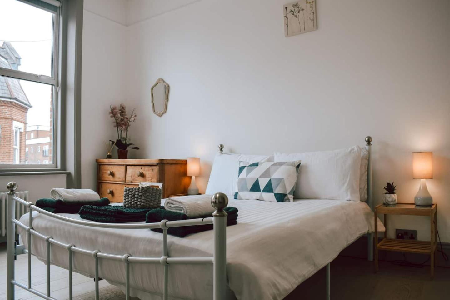 The Twickenham Apartment Near Strawberry Hill المظهر الخارجي الصورة