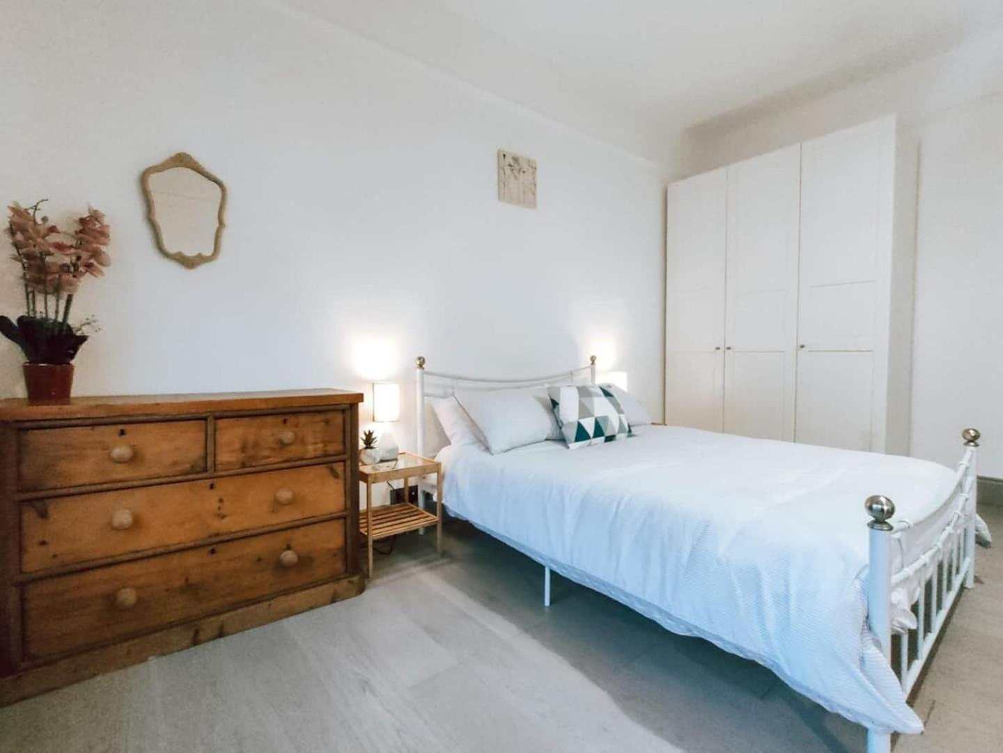 The Twickenham Apartment Near Strawberry Hill المظهر الخارجي الصورة