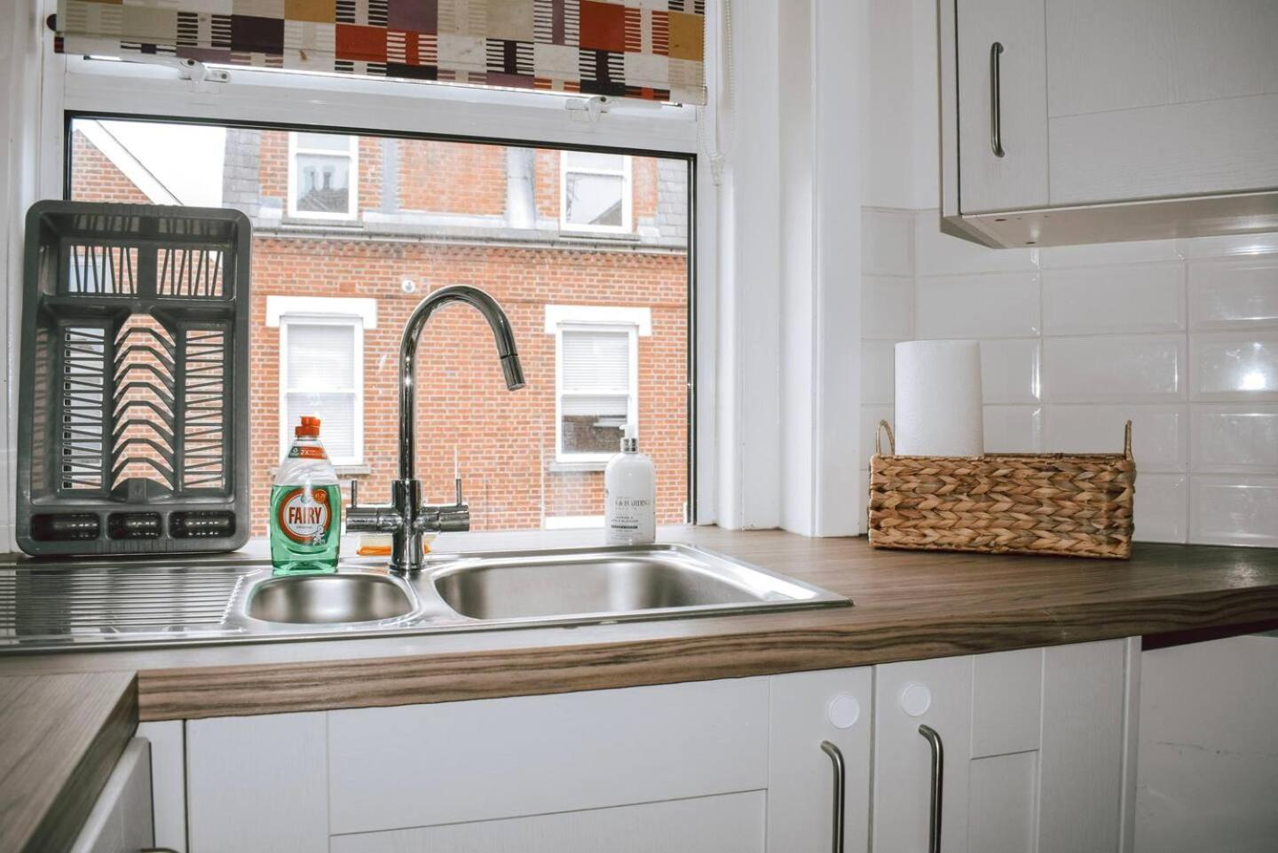 The Twickenham Apartment Near Strawberry Hill المظهر الخارجي الصورة