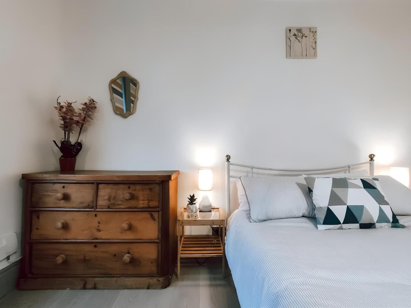 The Twickenham Apartment Near Strawberry Hill المظهر الخارجي الصورة
